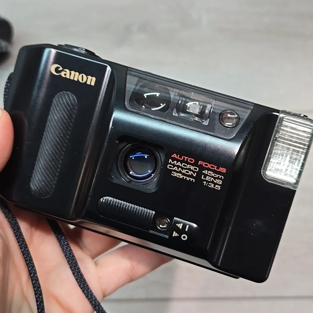 Canon Spirit AF35J  Auto Focus 45cm Lens 35mm 1:3.5 camera photo